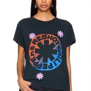 EUC Daydreamer Red Hot Chili Peppers Graphic    Asterix Tour Tee Vintage Black L